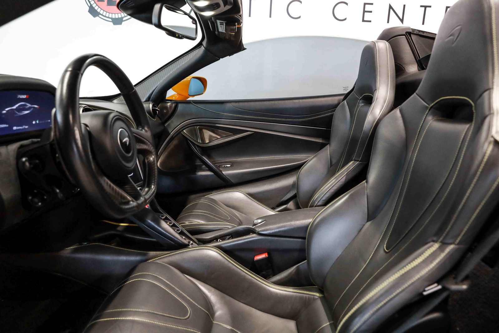 Used 2022 McLaren 720S Performance RWD image 35