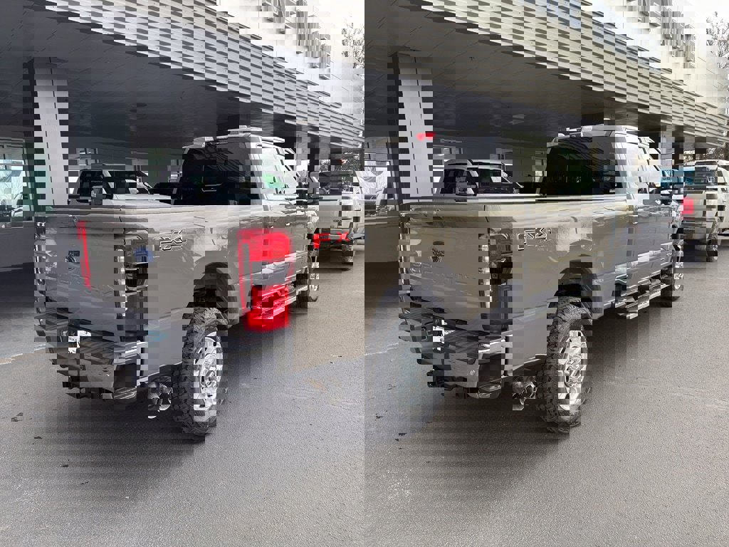 New 2026 Ford F250 XLT w/ XLT Premium Package image 4