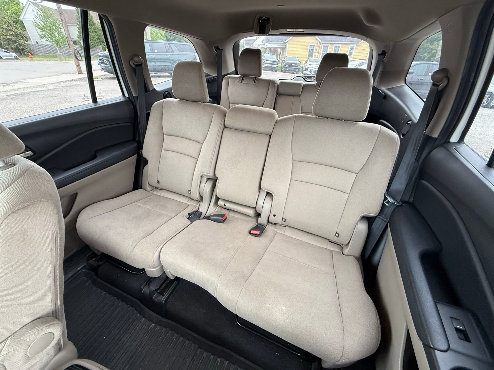 Used 2019 Honda Pilot LX image 16