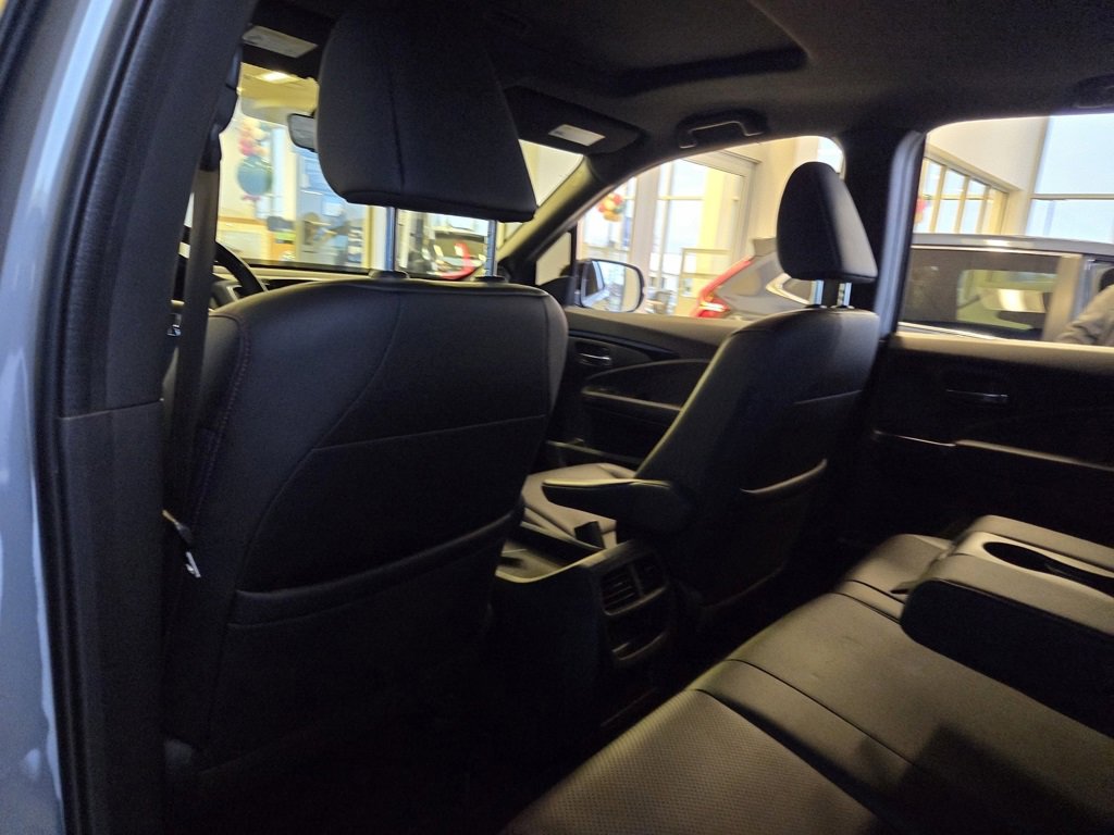 Used 2023 Honda Ridgeline Black Edition image 16