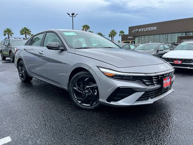 New 2026 Hyundai Elantra SEL Sport Premium FWD image 1