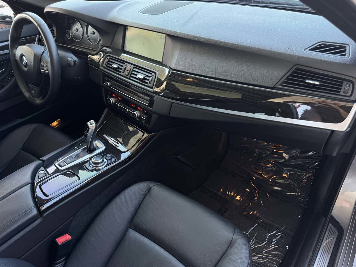 Used 2013 BMW 535i Sedan RWD image 24