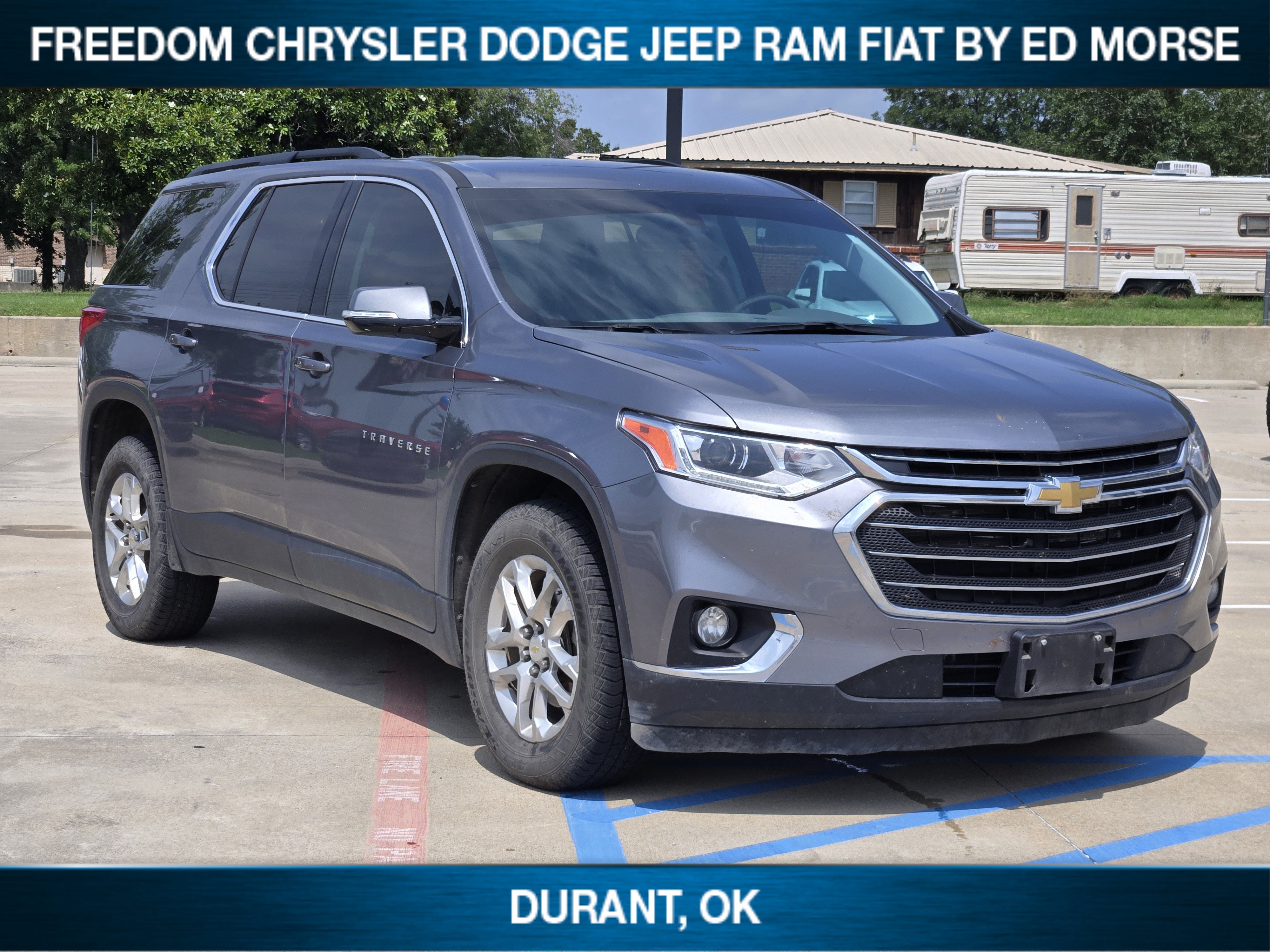 Used 2019 Chevrolet Traverse LT w/ LPO, Floor Liner Package FWD image 2