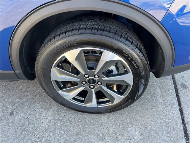 Used 2023 Ford Escape Platinum w/ Premium Technology Package image 11