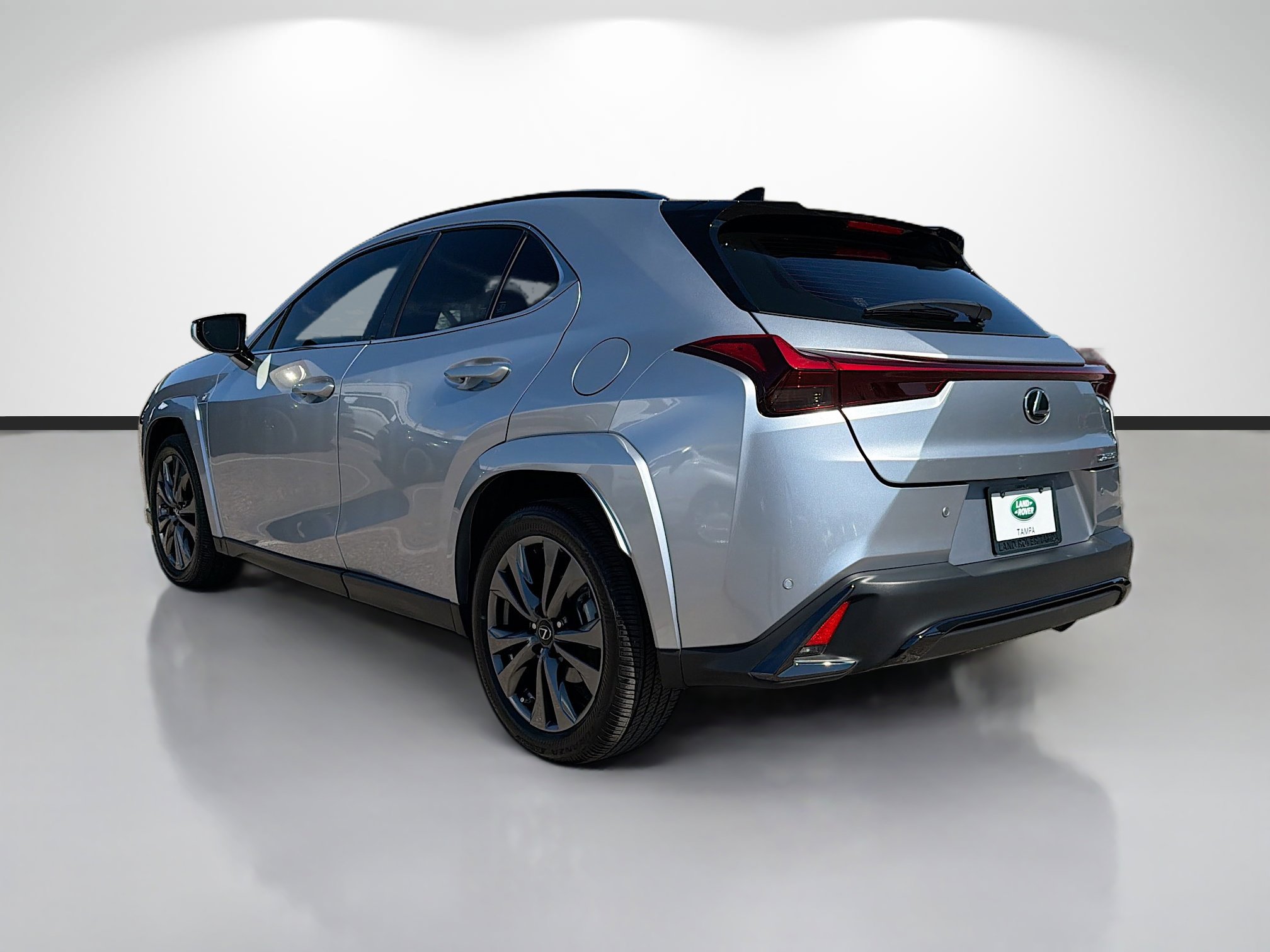 Used 2024 Lexus UX 250h F Sport image 3