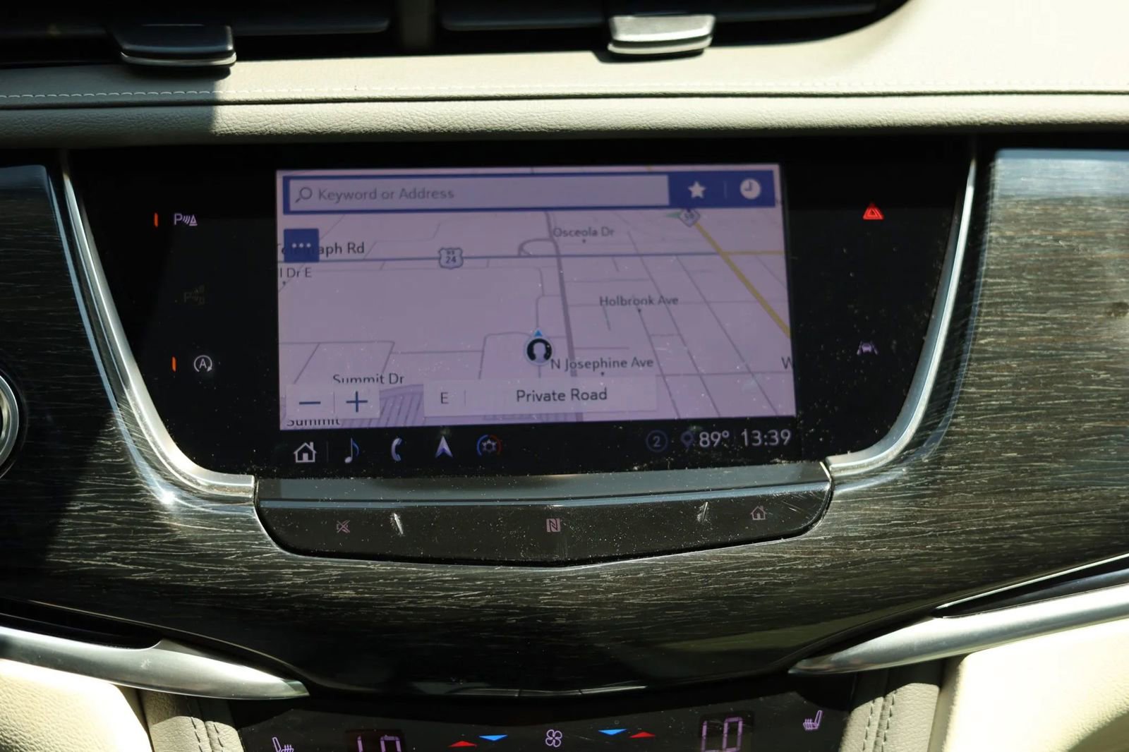 Used 2020 Cadillac XT6 Premium Luxury image 19