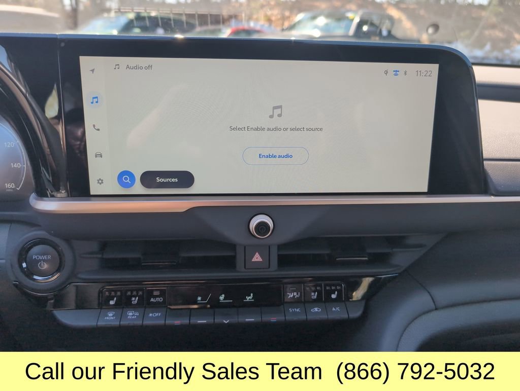 Certified 2025 Toyota Crown Signia w/ Tow-Hitch Package (TMS) AWD/4WD image 21