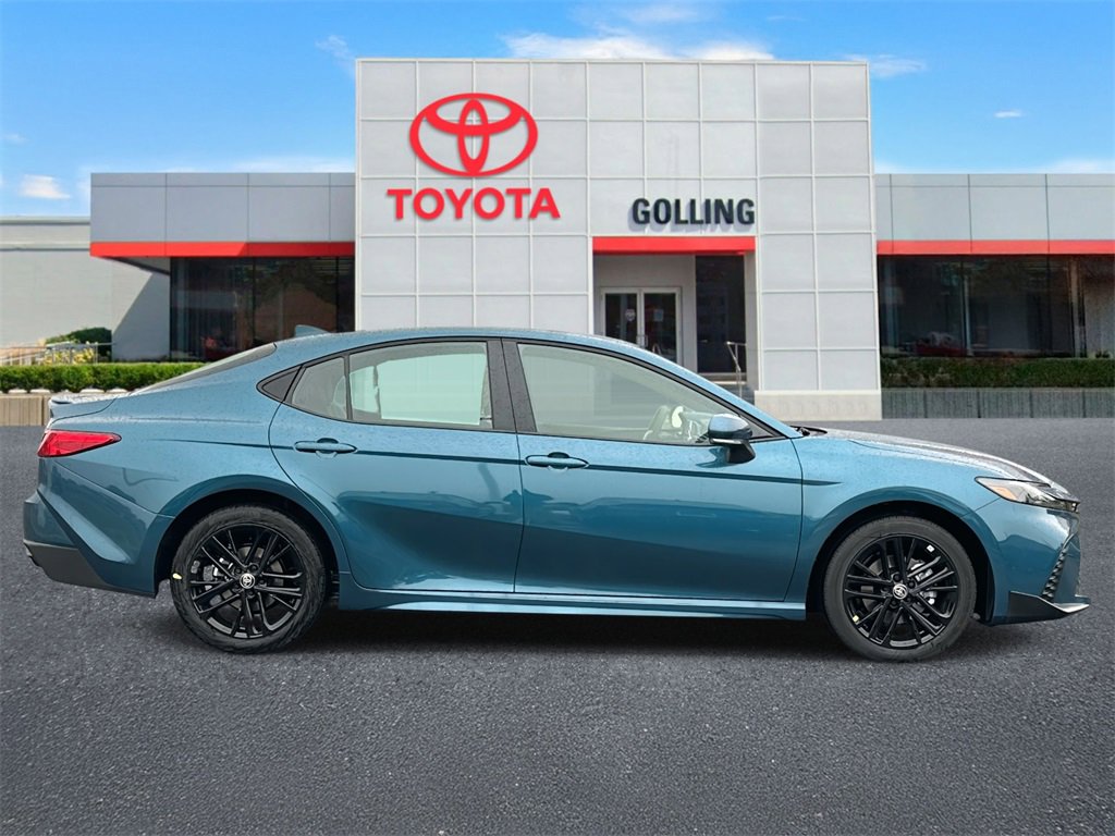 New 2026 Toyota Camry SE w/ Convenience Package image 2