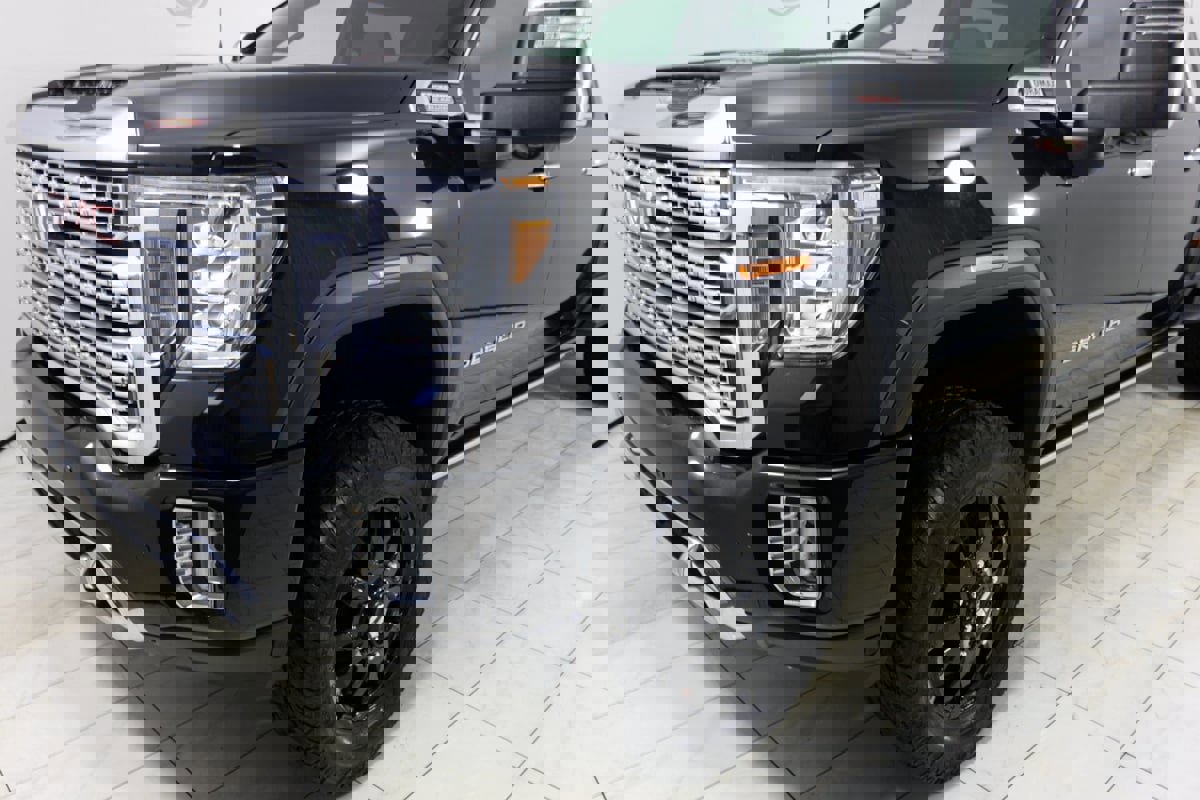 Used 2022 GMC Sierra 3500 Denali image 46