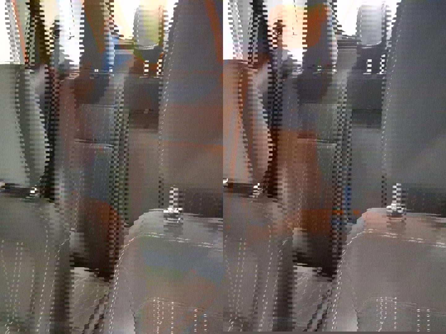 Used 2021 Ford EcoSport SE image 14