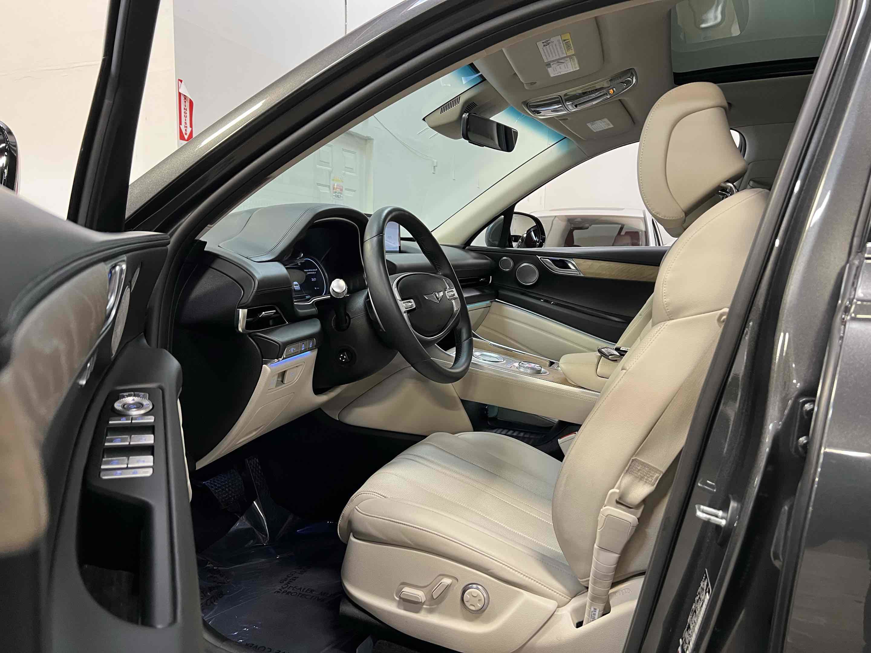 Used 2022 Genesis GV80 2.5T w/ Advanced Package 03 image 41