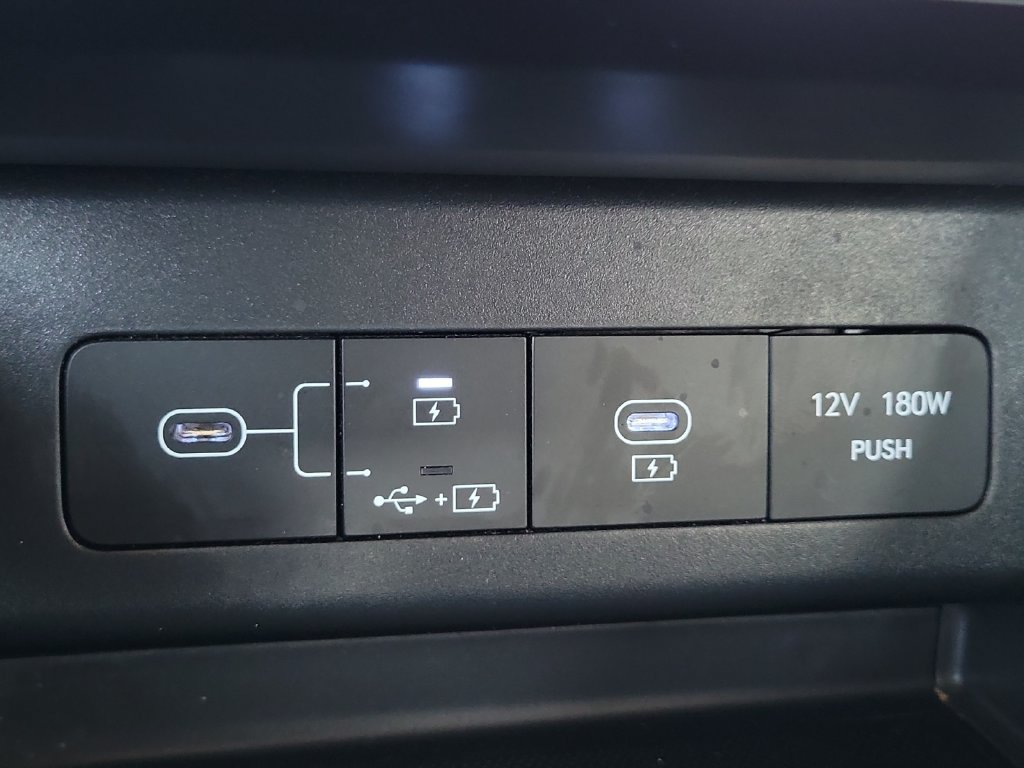 Used 2025 Hyundai Sonata SEL FWD image 20