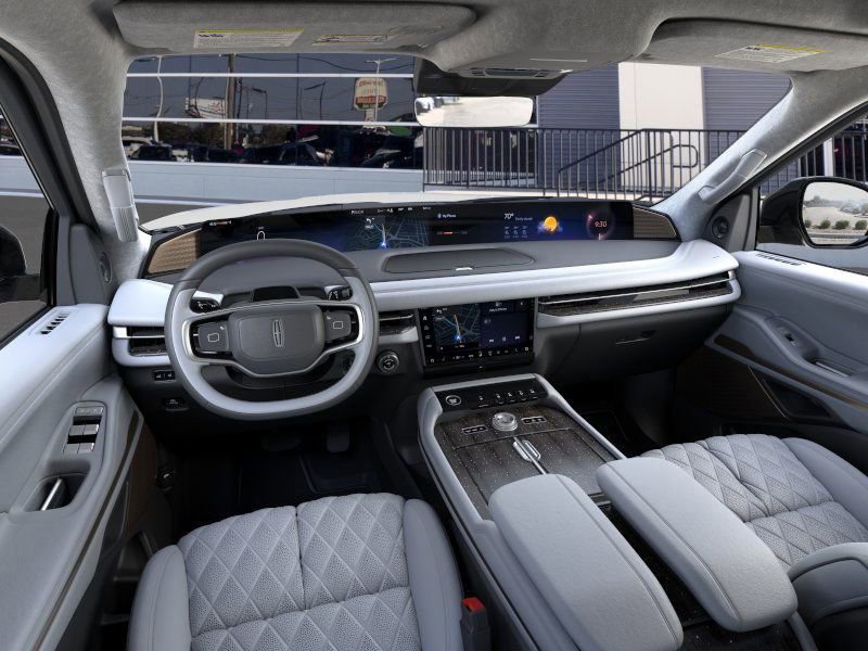 New 2025 Lincoln Navigator L Black Label image 9