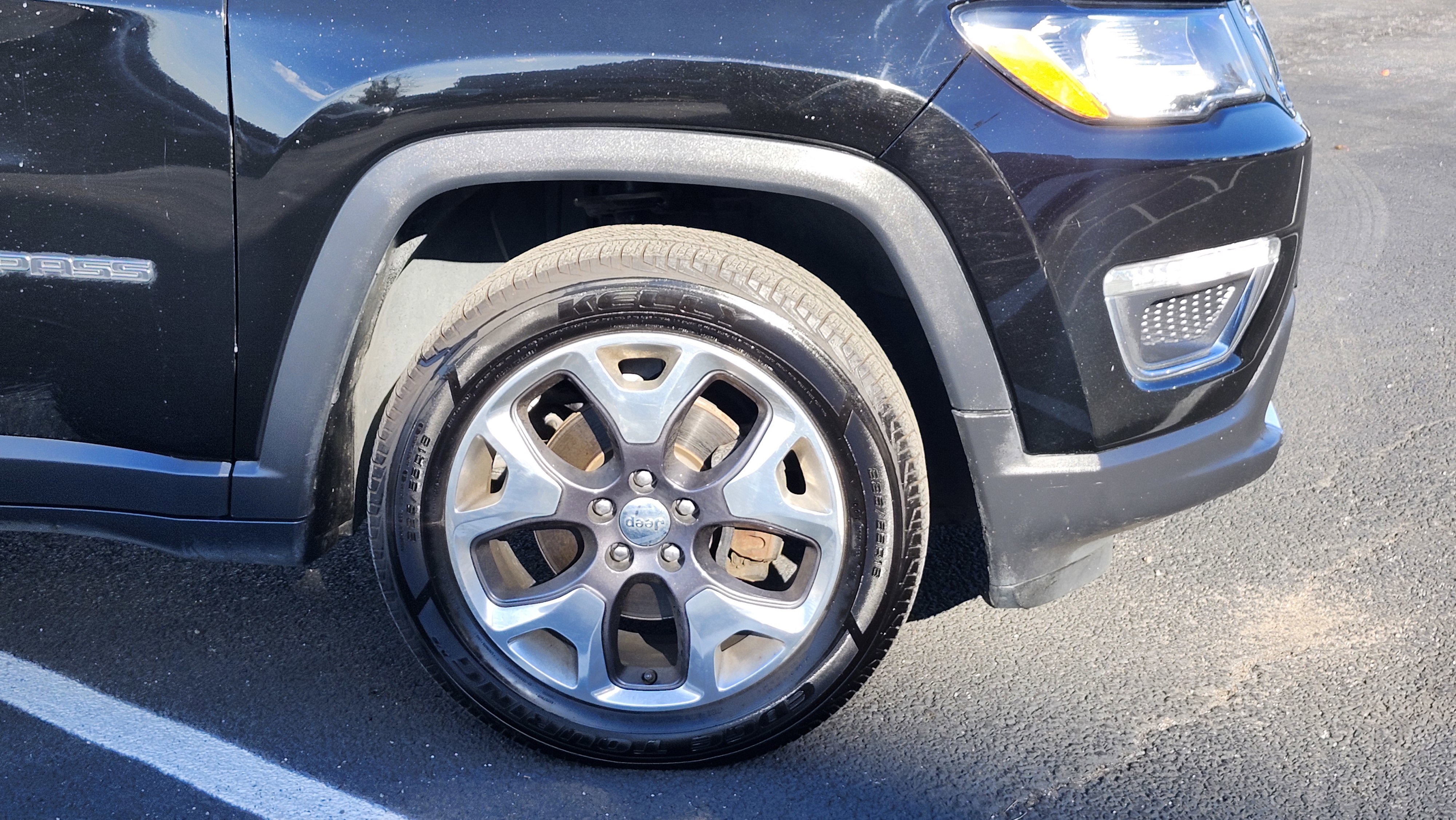 Used 2020 Jeep Compass Limited image 10