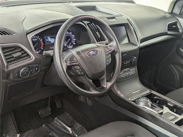 Used 2020 Ford Edge SE image 10