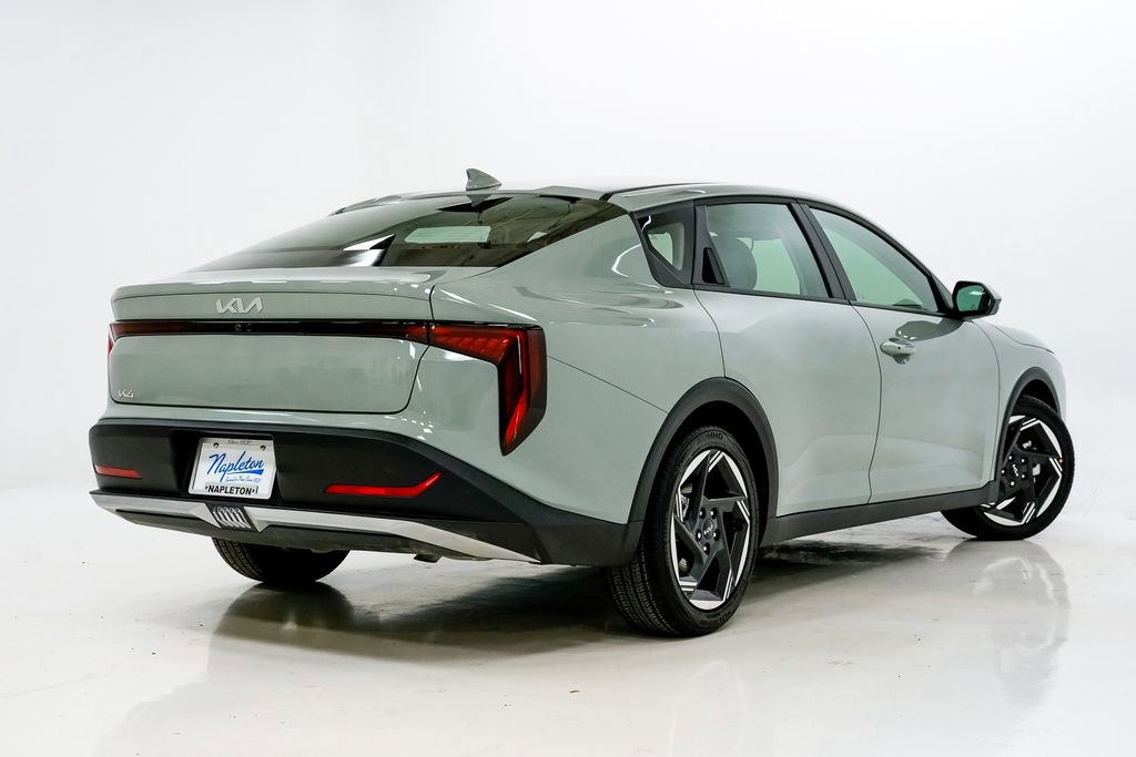 Certified 2025 Kia K4 EX image 28