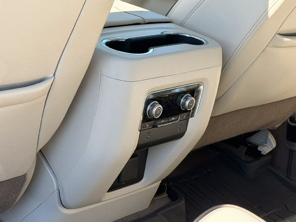 Certified 2023 GMC Yukon Denali AWD/4WD image 34
