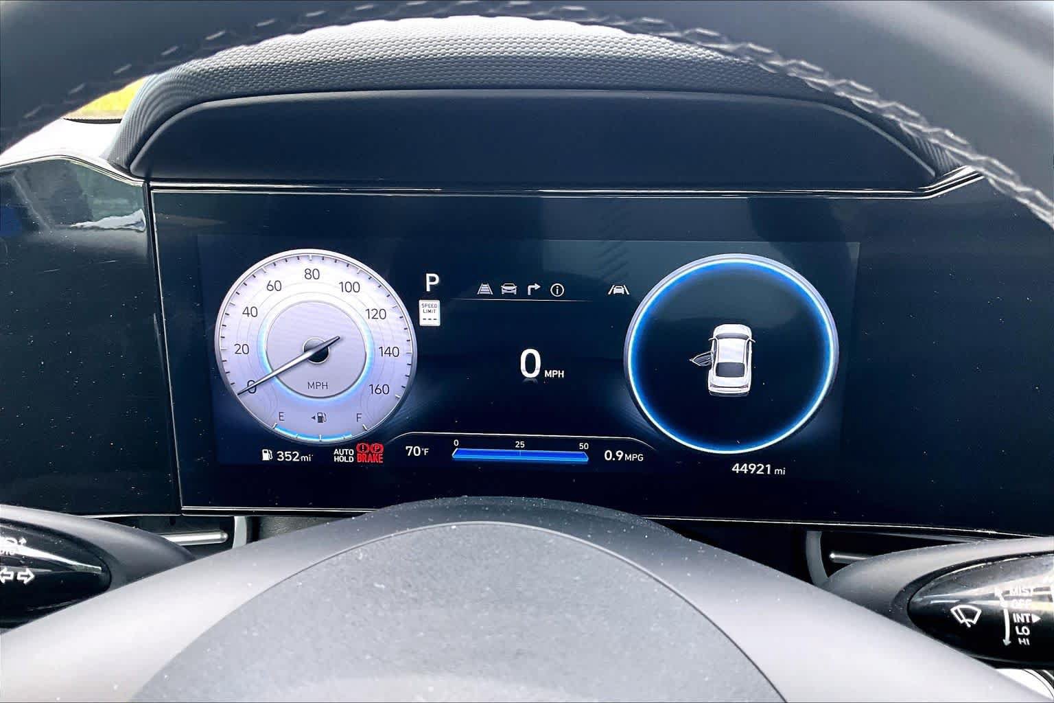 Used 2025 Hyundai Elantra SEL FWD image 26