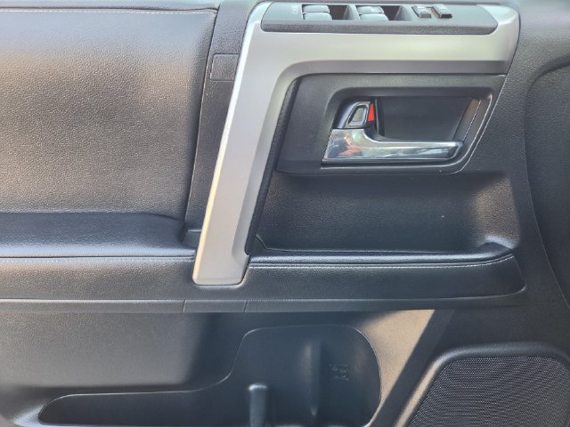 Certified 2024 Toyota 4Runner SR5 AWD/4WD image 19