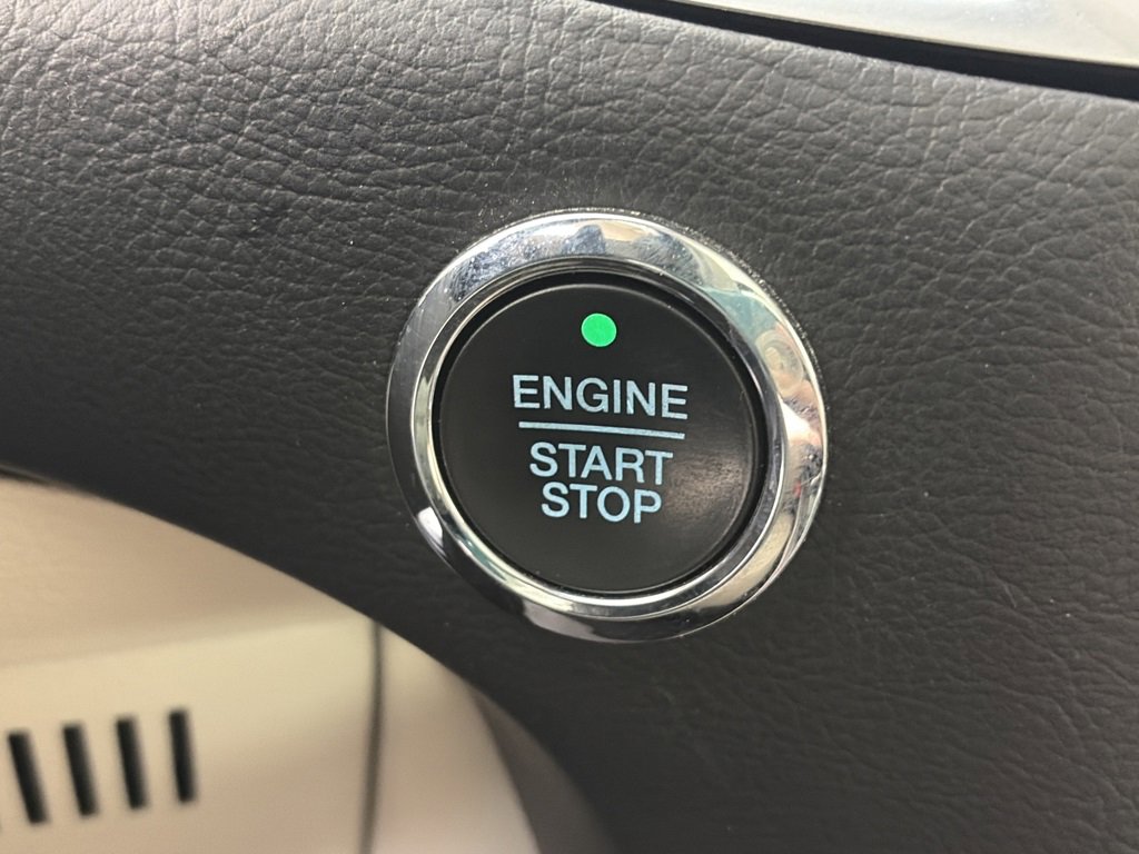 Used 2016 Ford Edge Titanium w/ Equipment Group 302A image 23