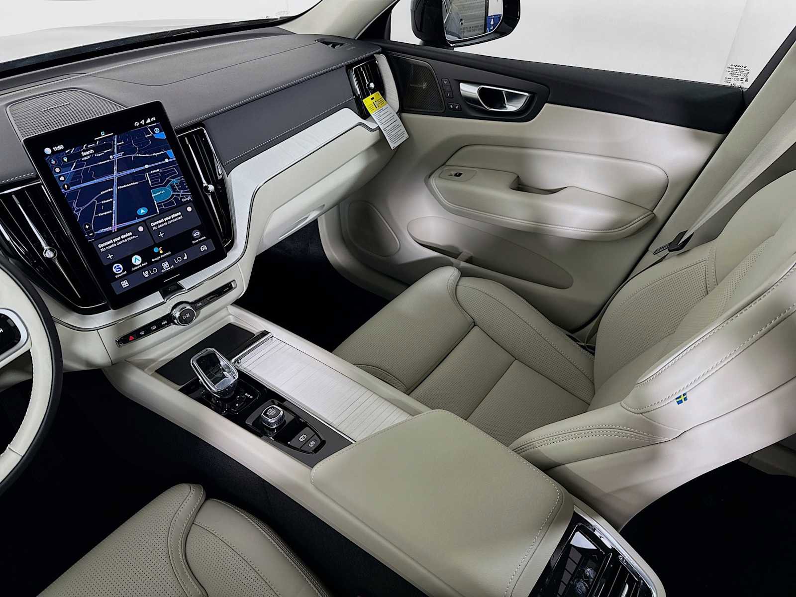 New 2026 Volvo XC60 B5 Ultra w/ Protection Package Premier image 22