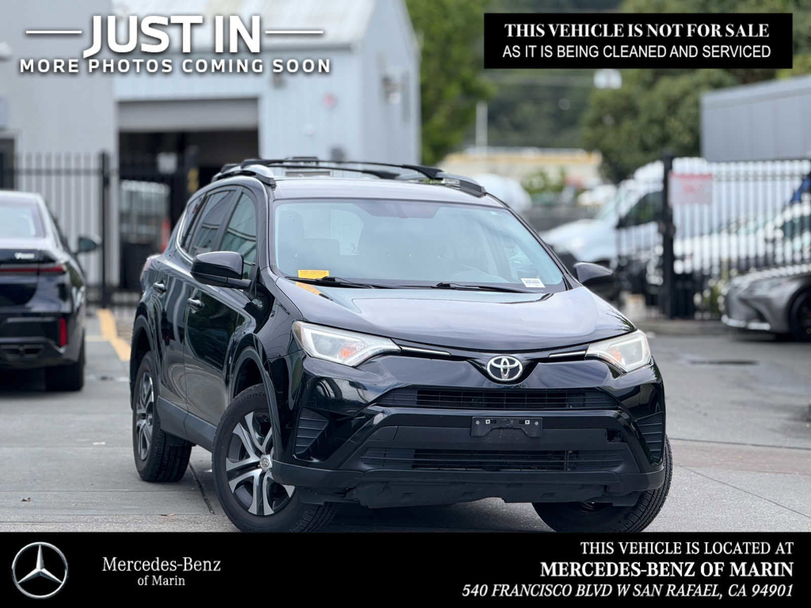Used 2016 Toyota RAV4 LE FWD image 1