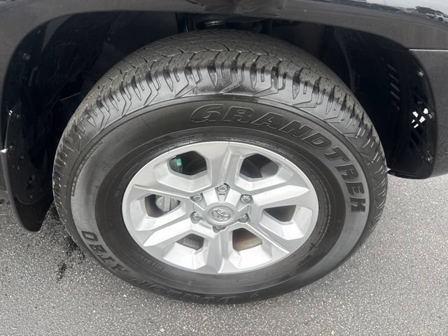 Used 2022 Toyota 4Runner SR5 RWD image 13