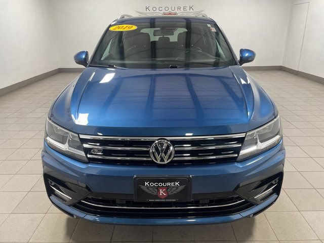 Used 2019 Volkswagen Tiguan SEL R-Line AWD/4WD image 2