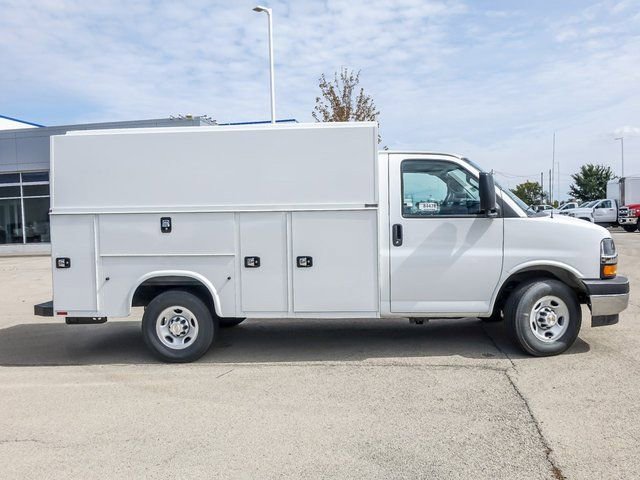 New 2025 Chevrolet Express 3500 w/ Power Convenience Package RWD image 2