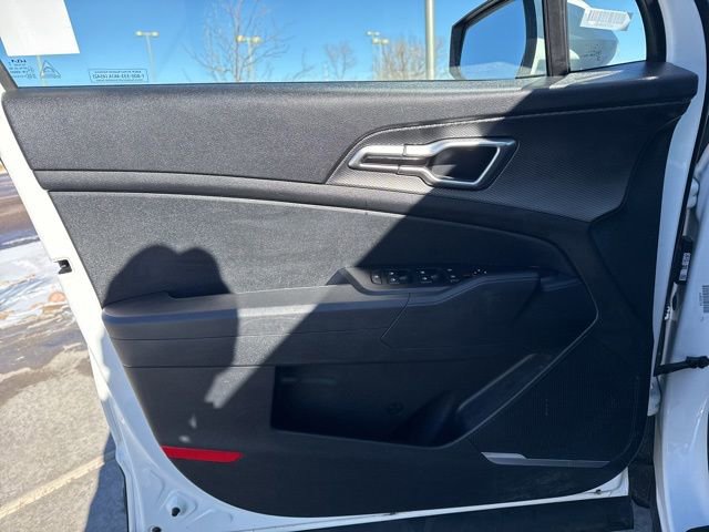 Used 2024 Kia Sportage LX image 21