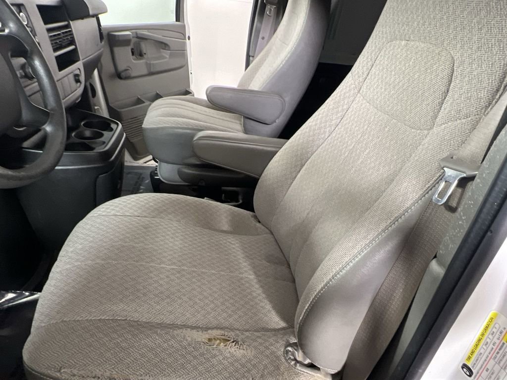 Used 2012 Chevrolet Express 1500 image 16