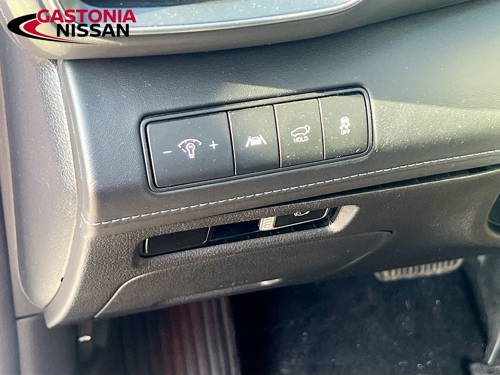 Used 2023 Hyundai Santa Fe Calligraphy image 13