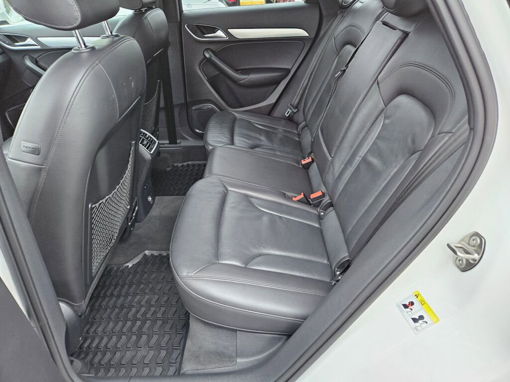 Used 2015 Audi Q3 2.0T Prestige AWD/4WD image 13