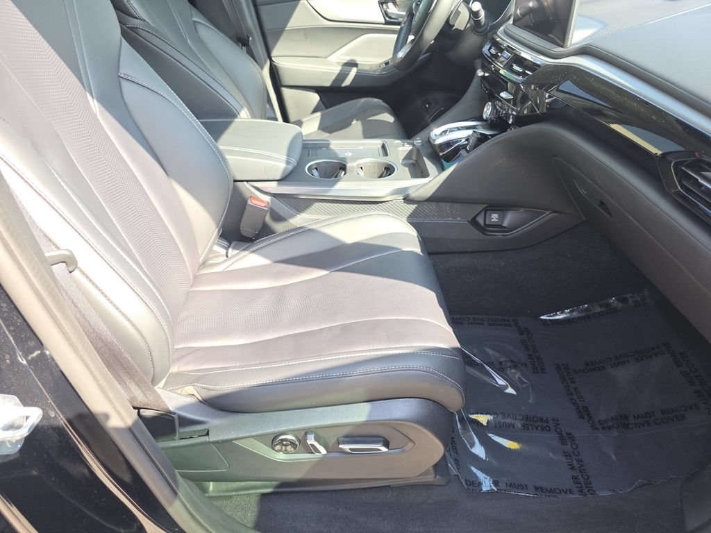 Used 2025 Acura MDX SH-AWD w/ Technology Package image 21