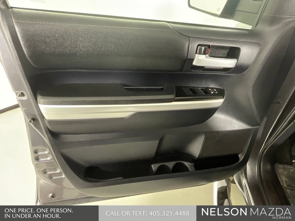 Used 2016 Toyota Tundra SR5 w/ SR5 Upgrade Package RWD image 16