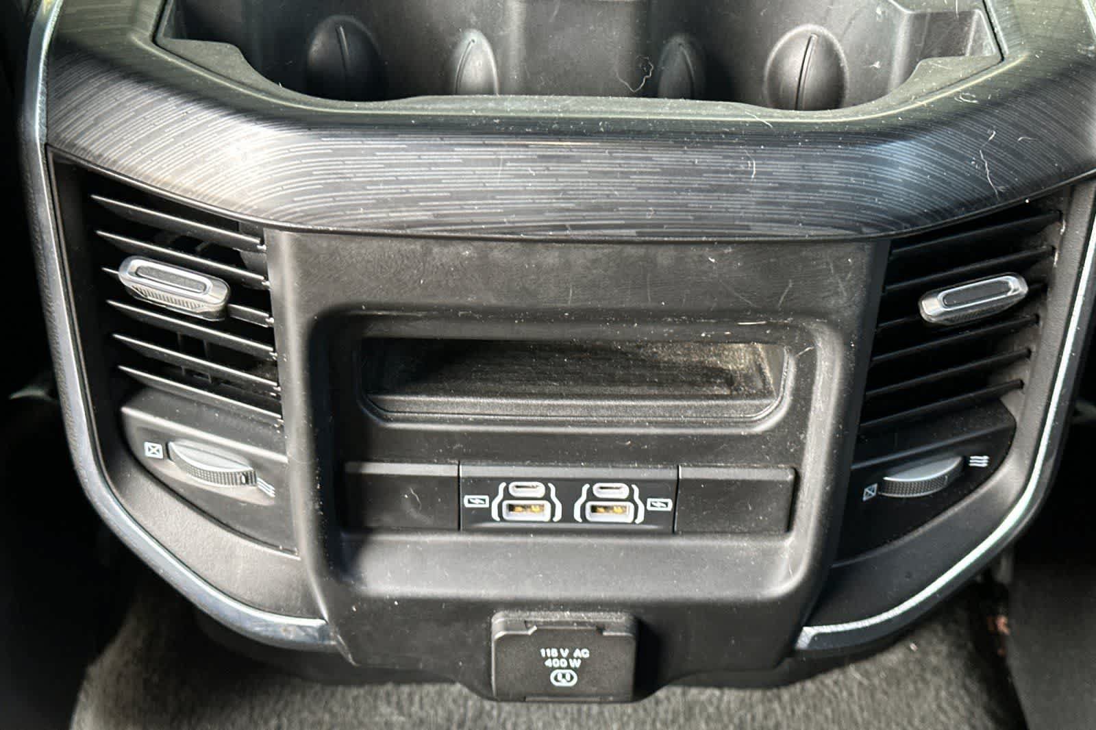 Used 2023 RAM 1500 Laramie AWD/4WD image 15