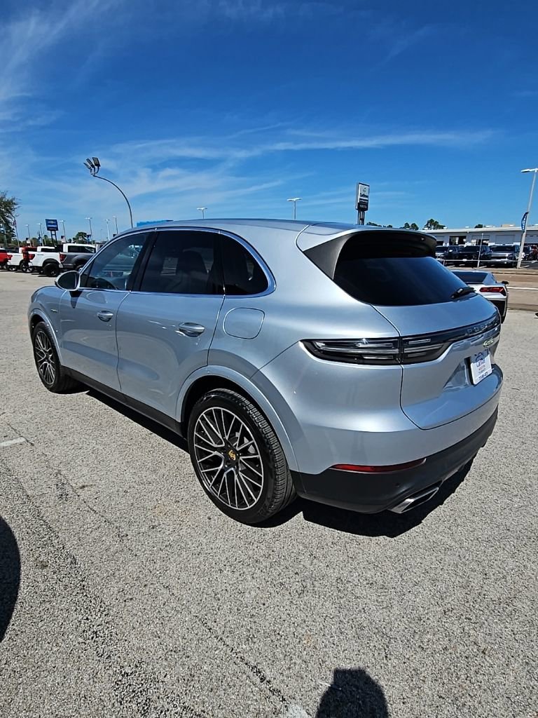 Used 2019 Porsche Cayenne E-Hybrid image 5