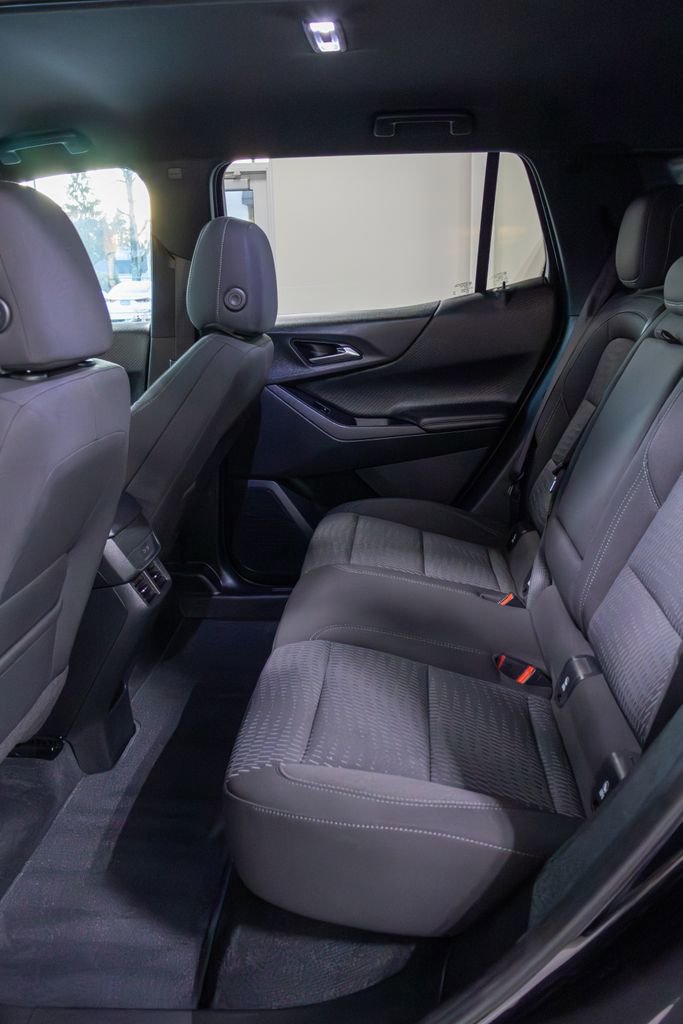 Used 2025 Chevrolet Equinox LT image 14