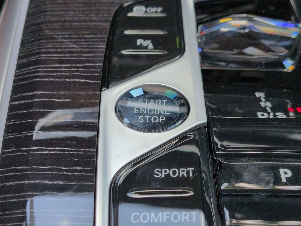 New 2026 BMW X5 xDrive40i w/ Executive Package image 29