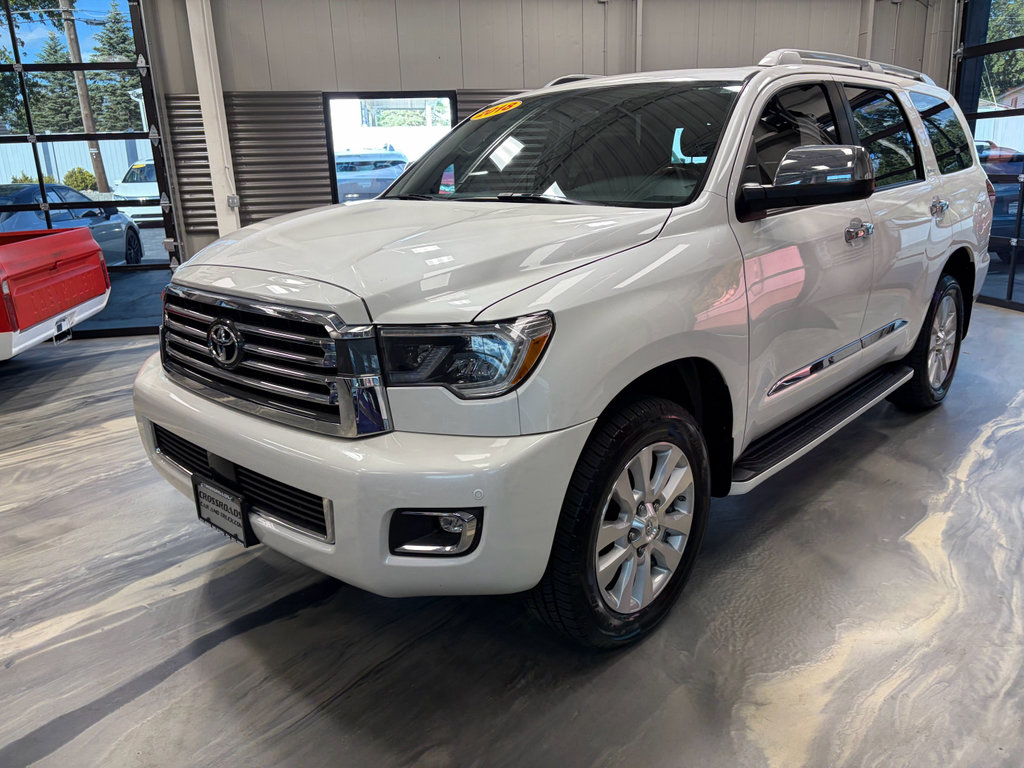 Used 2018 Toyota Sequoia Platinum AWD/4WD image 3