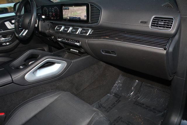 Used 2024 Mercedes-Benz GLS 450 4MATIC image 27