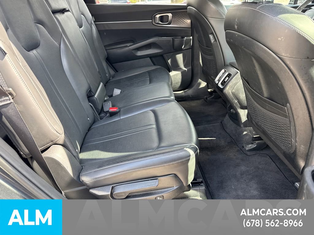 Used 2024 Kia Sorento S FWD image 17