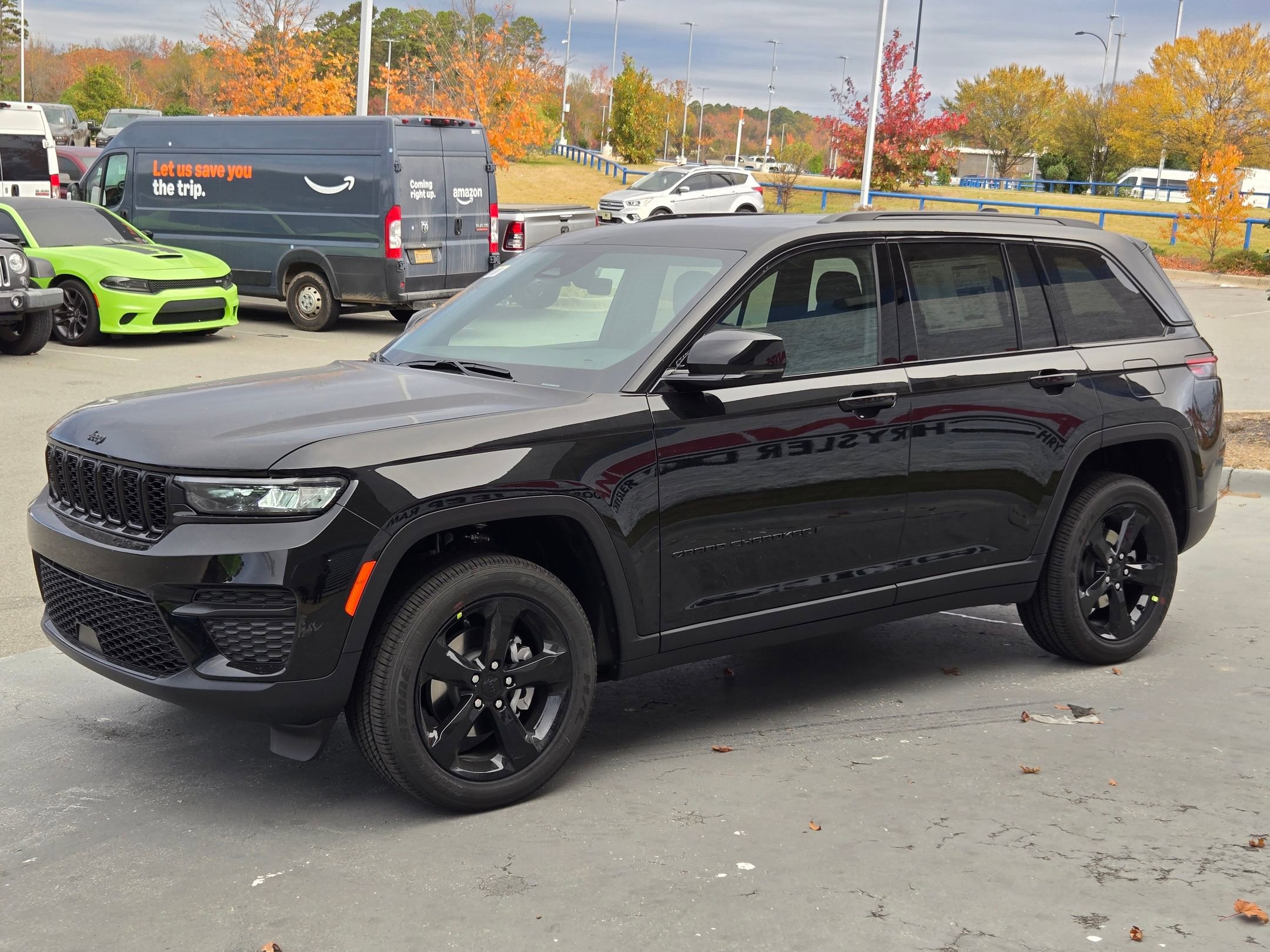 New 2025 Jeep Grand Cherokee image 3