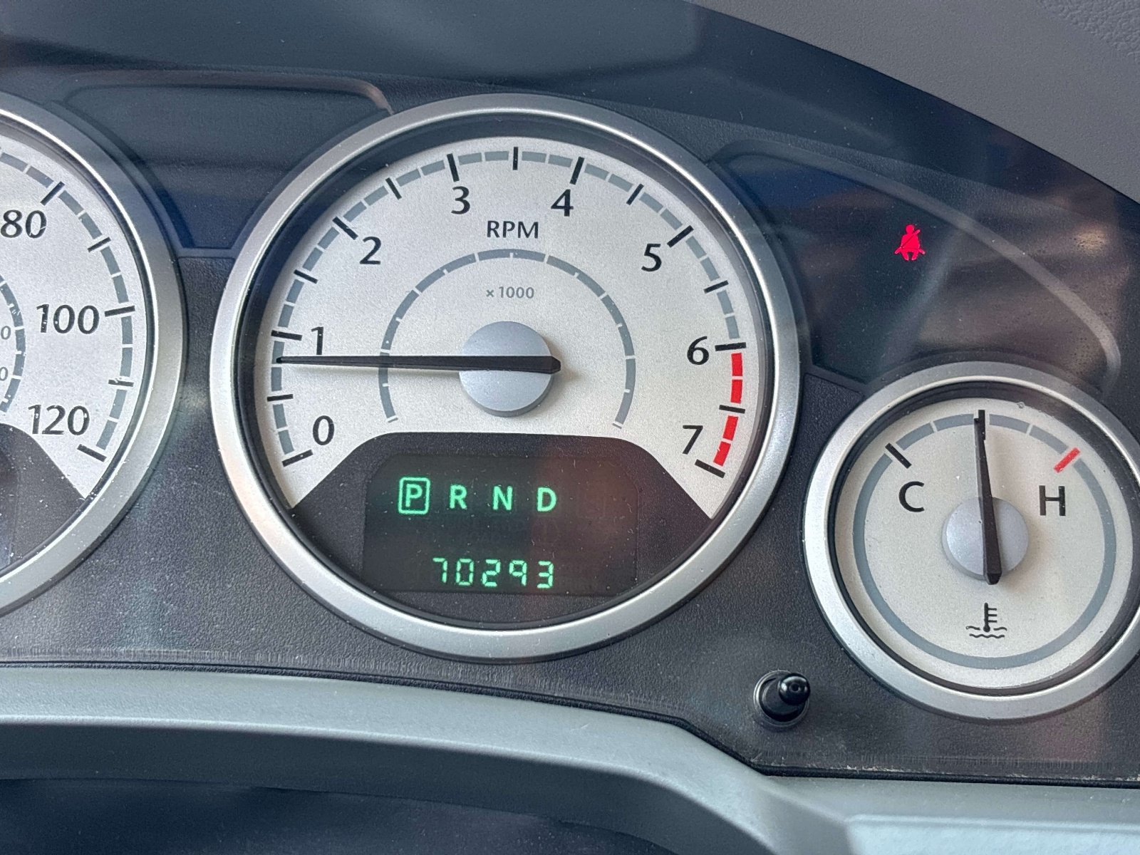 Used 2010 Chrysler Town & Country LX w/ PWR Convenience Group FWD image 22