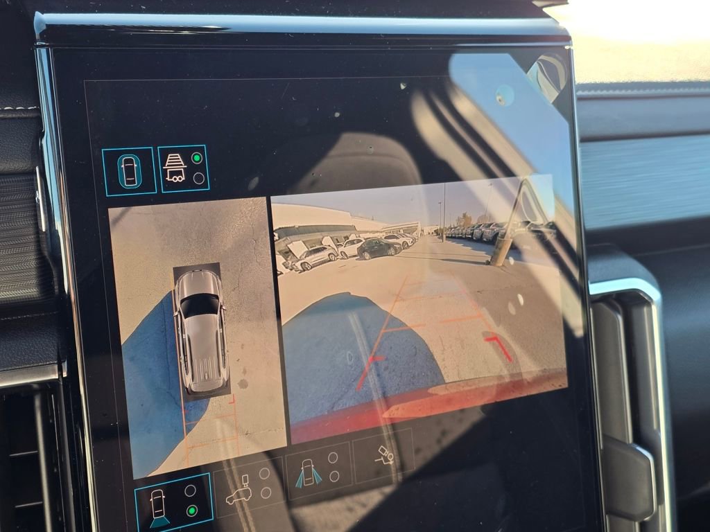 New 2026 GMC Acadia Elevation image 17