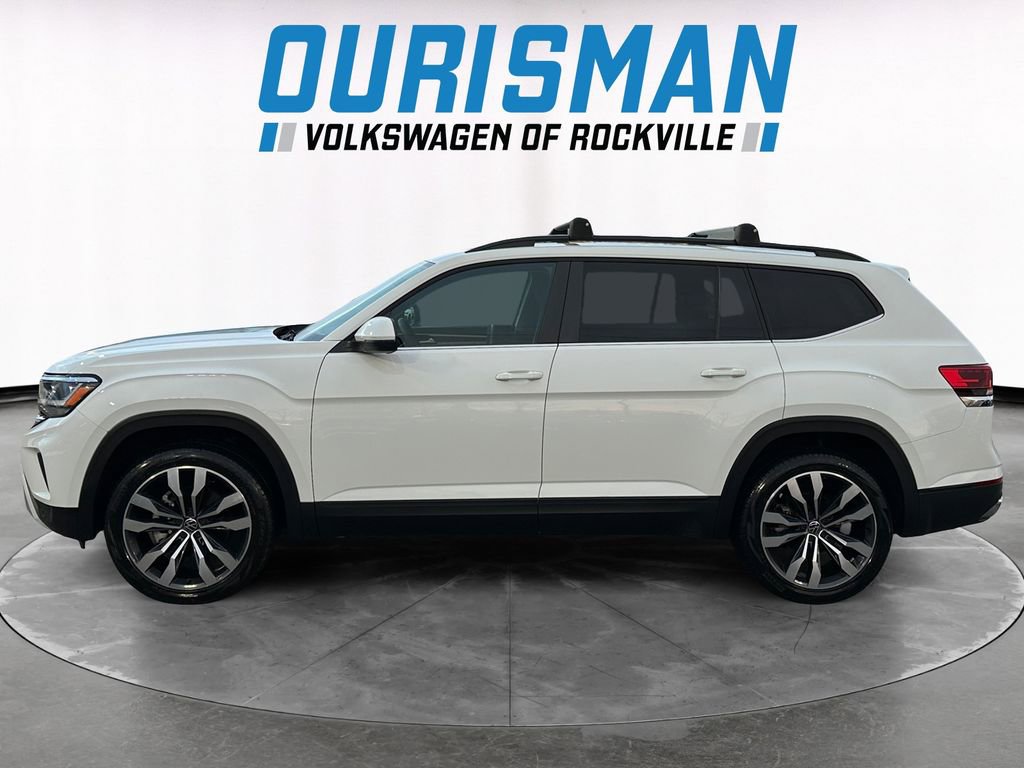 Used 2022 Volkswagen Atlas SE w/ Panoramic Sunroof Package image 3