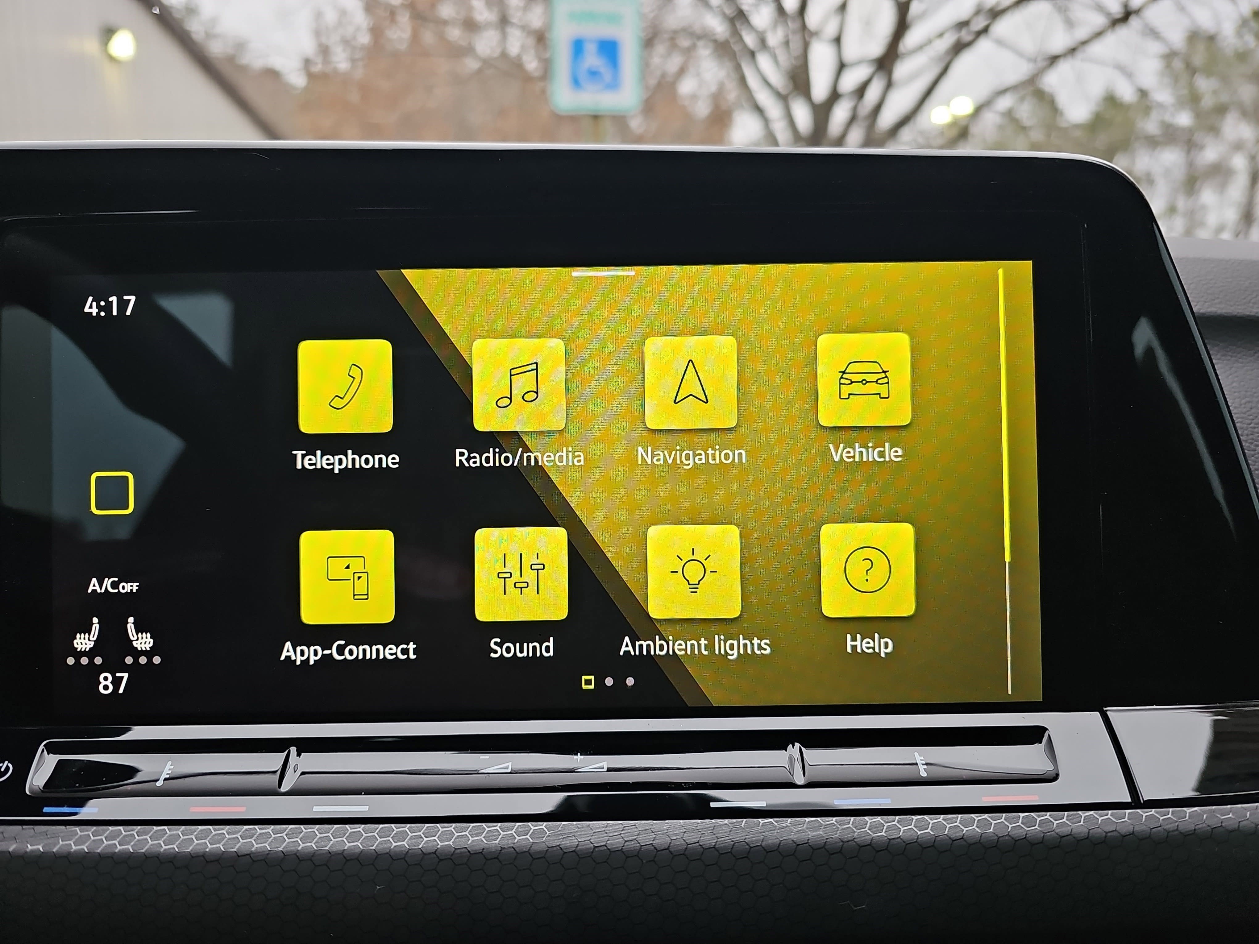 Used 2022 Volkswagen GTI SE image 22