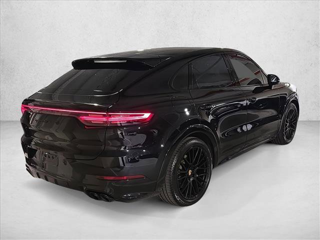 Used 2021 Porsche Cayenne GTS image 5