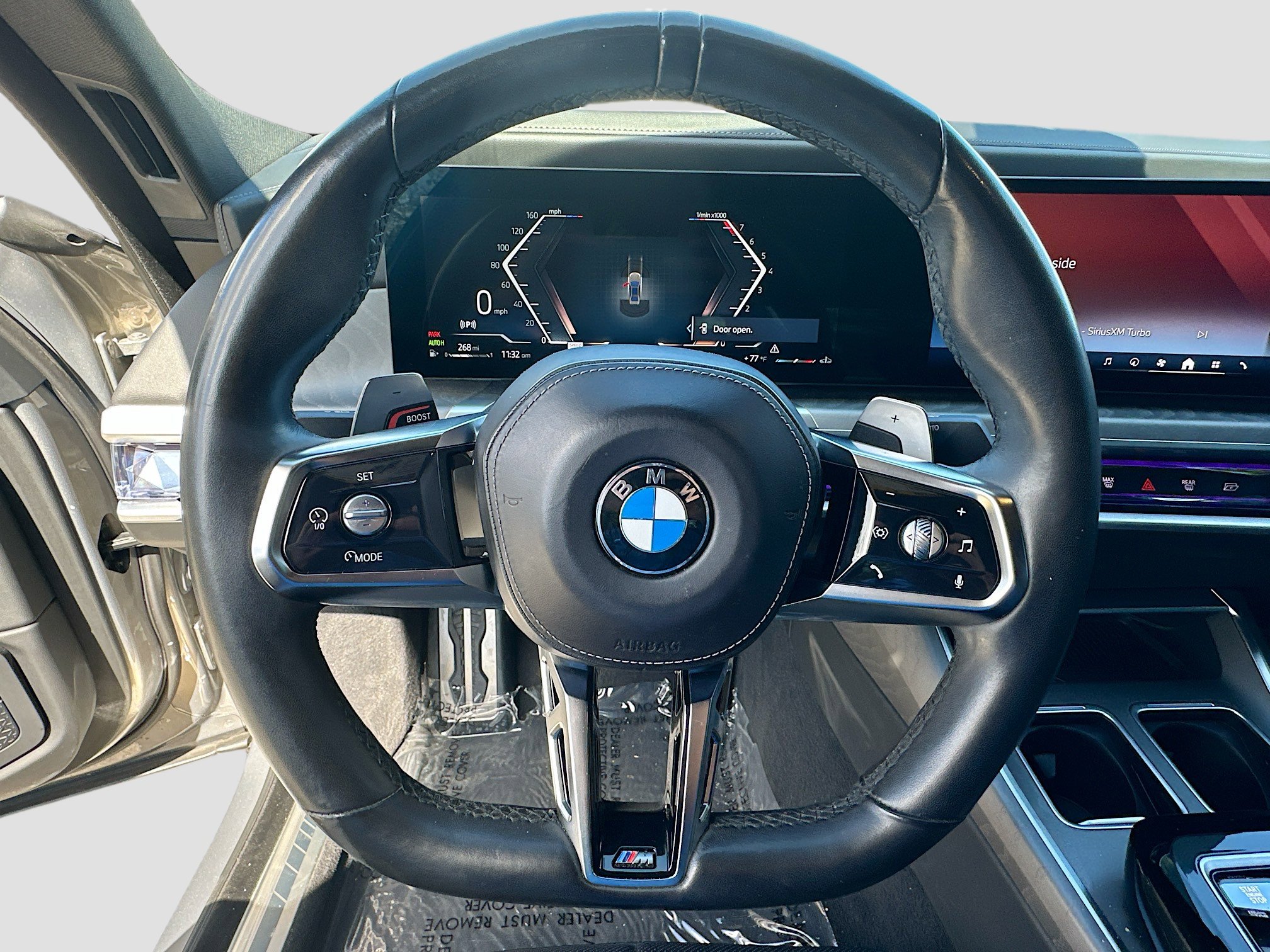 Used 2023 BMW 740i w/ Parking Assistance Package image 11