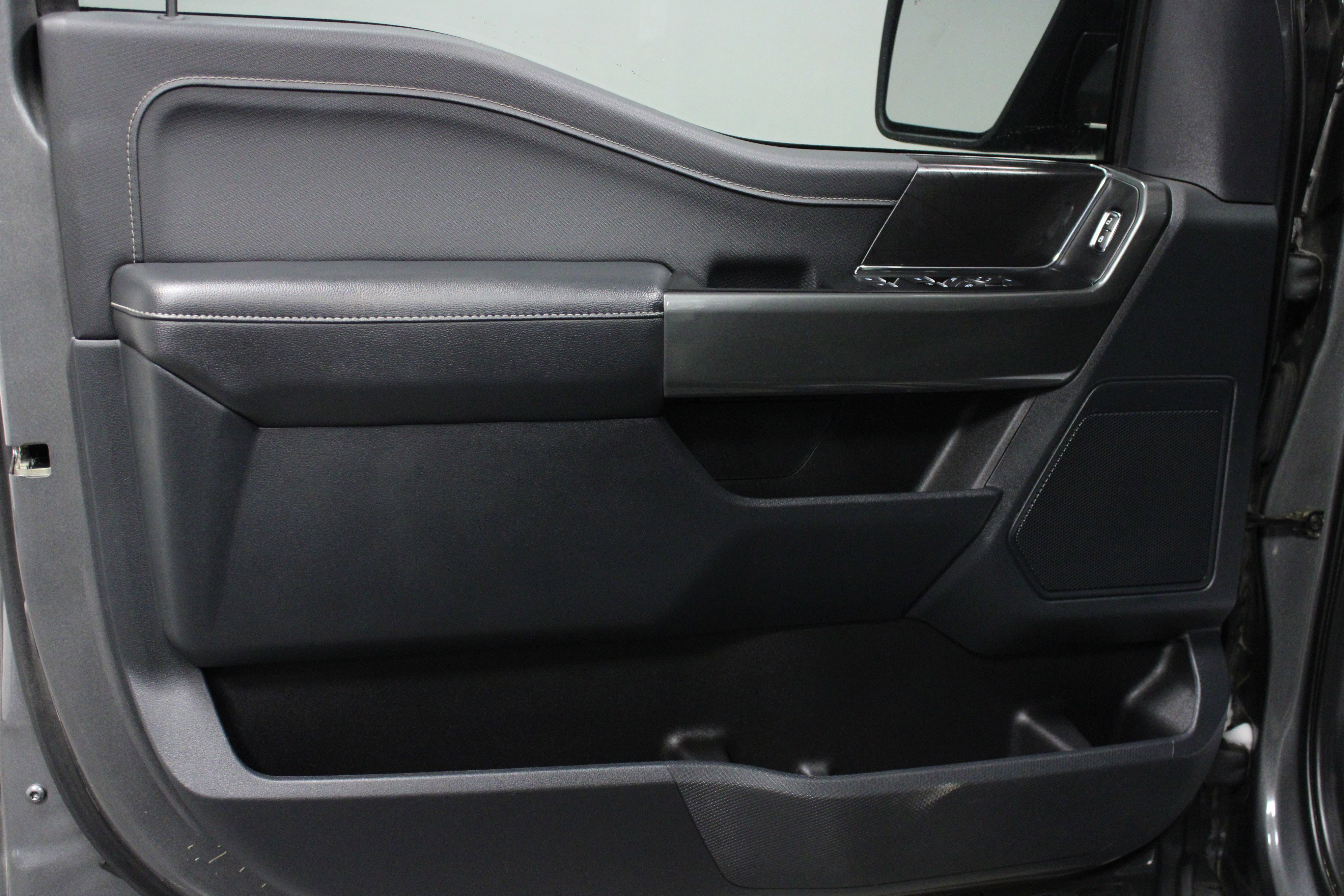 Used 2022 Ford F150 XLT w/ Equipment Group 301A Mid image 11